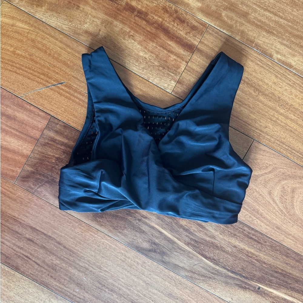 Five Dancewear, Cool Black Sports Bra.